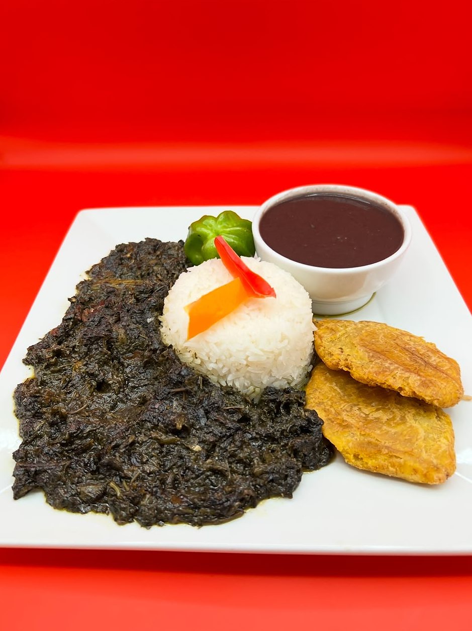 Lalo, riz blanc et sauce pois